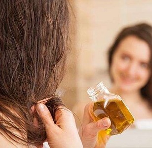 aceite esencial de romero para el cabello