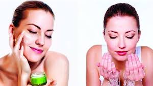 Aceite del árbol del té en la piel
